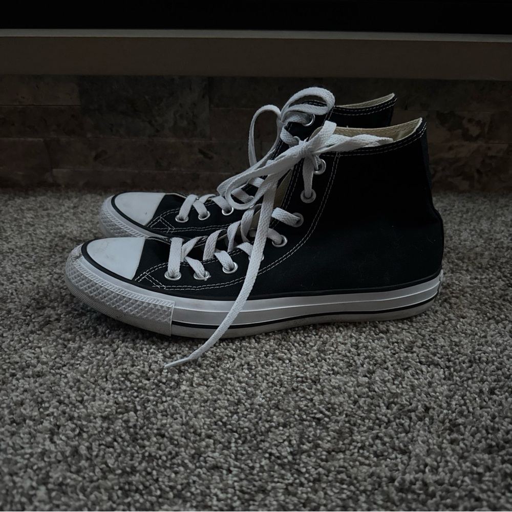 Converse Men’s 7 Classic Black High-Top Sneakers All Star EUC